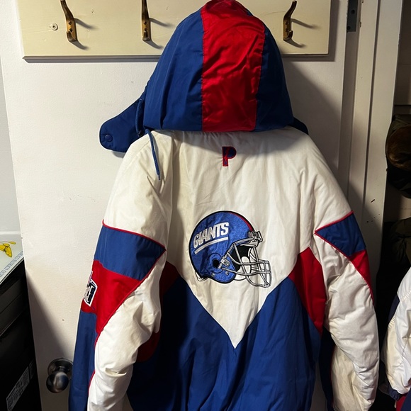90s NY Giants Pro Player Puffer Jacket (HUGE PATCHES) - Picture 7 of 10